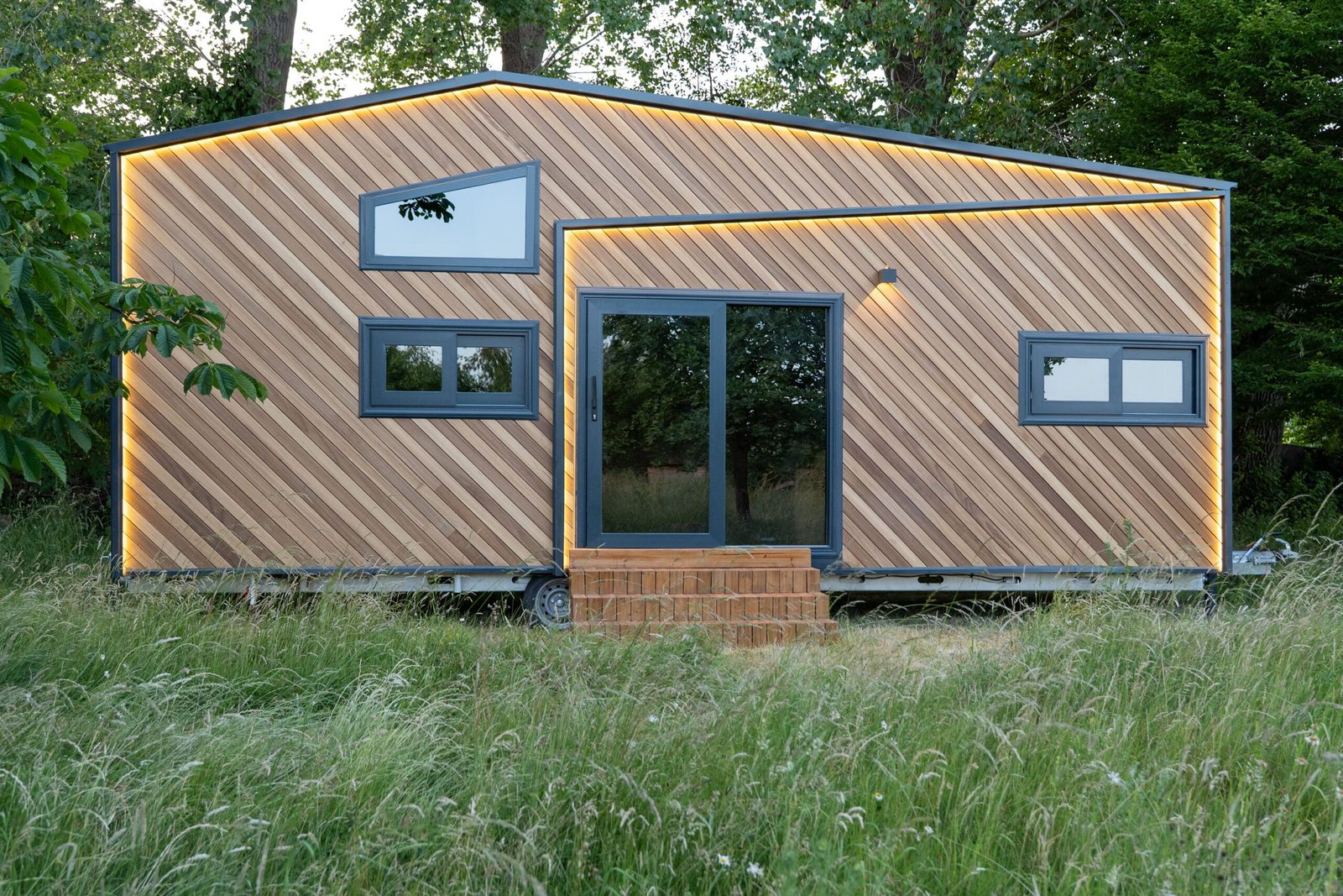 Two storeys smart tiny house